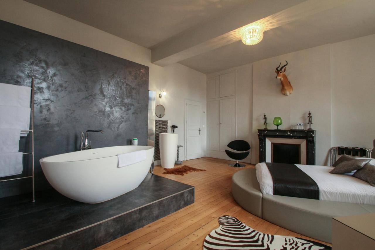 Le Prieure Hotel Noyers-sur-Serein Kültér fotó