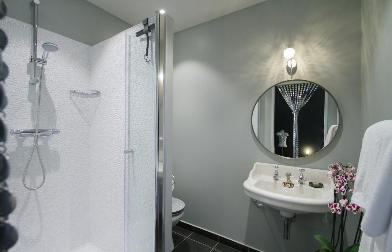Le Prieure Hotel Noyers-sur-Serein Kültér fotó