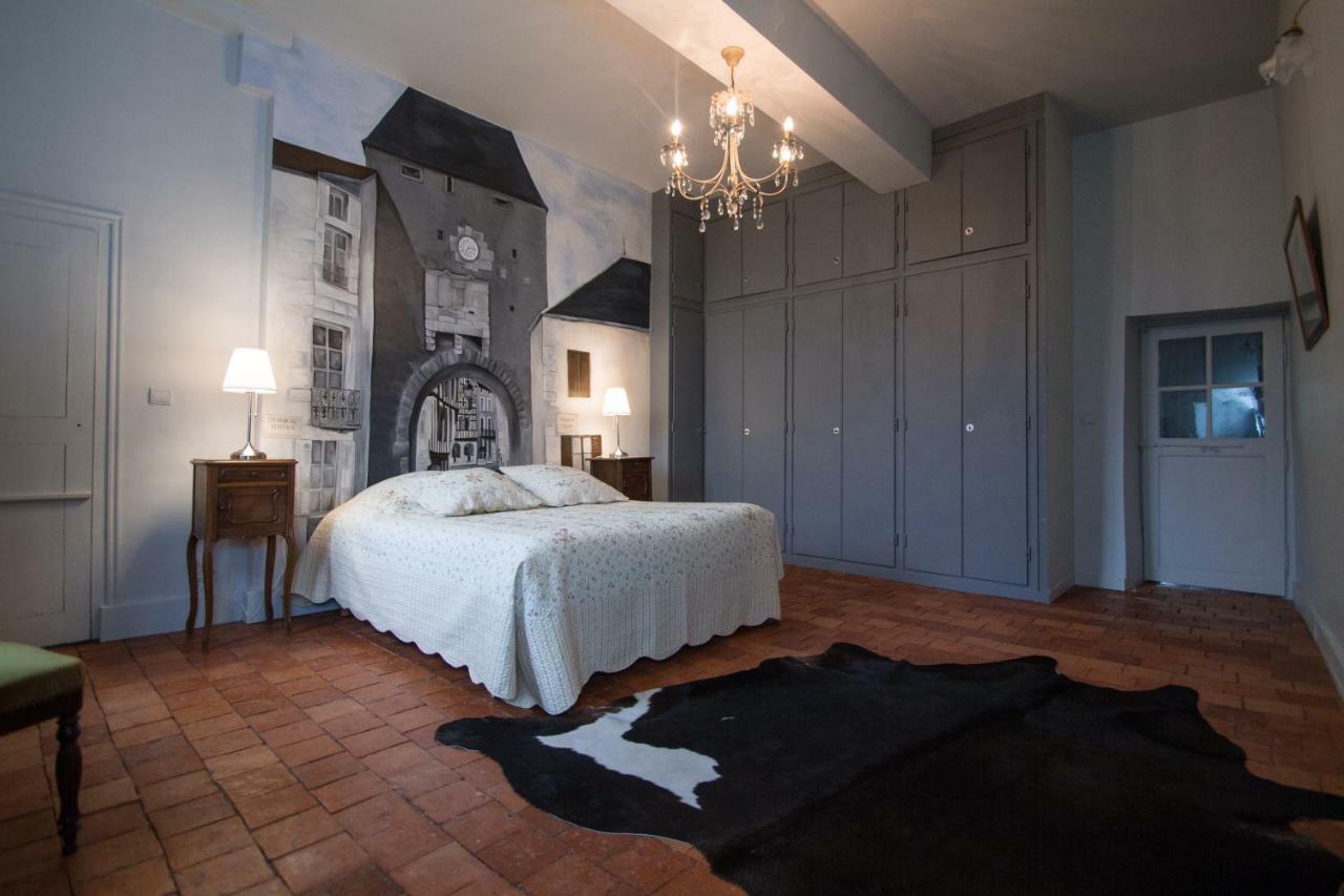 Le Prieure Hotel Noyers-sur-Serein Kültér fotó