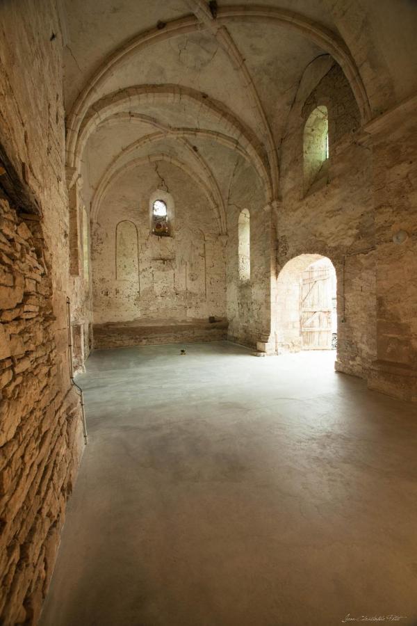 Le Prieure Hotel Noyers-sur-Serein Kültér fotó